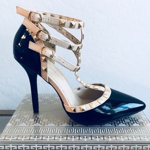 🔥🔥Charlotte Russe strapy pump (size 8) like new